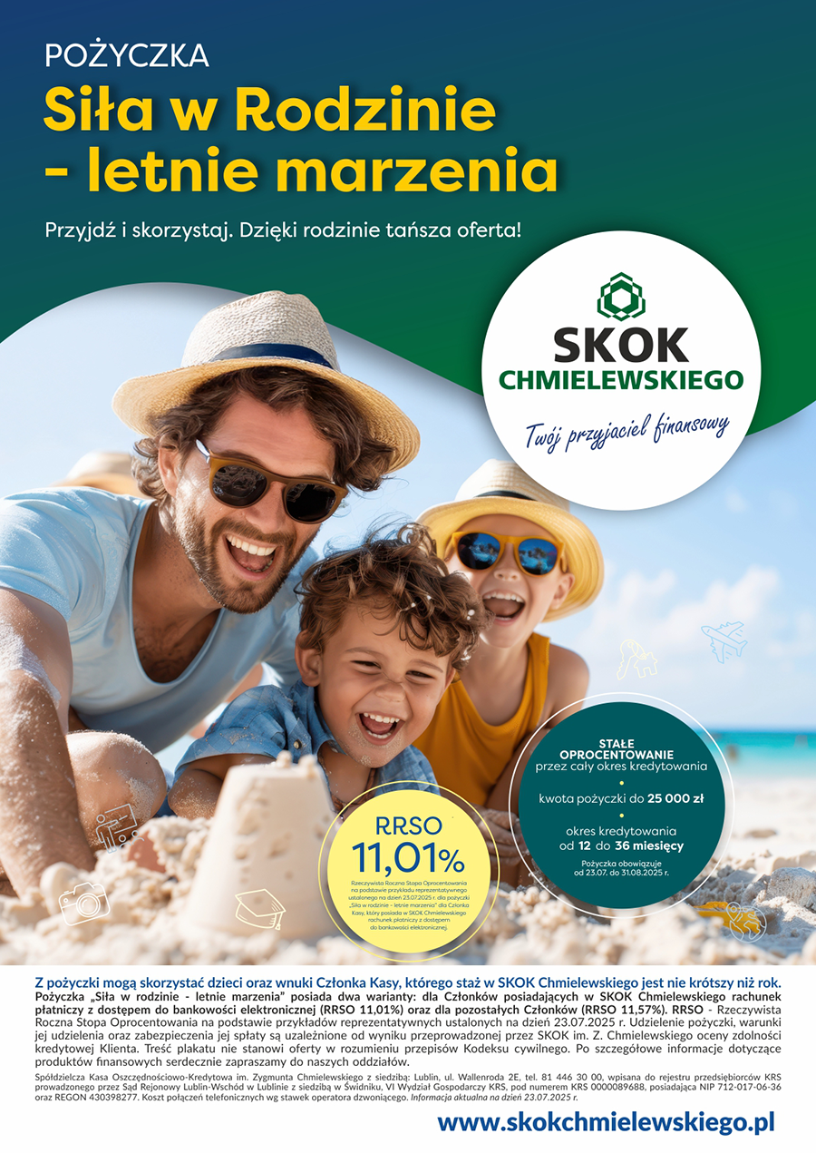 Plakat z rodziną bawiącą się piaskiem na plaży
